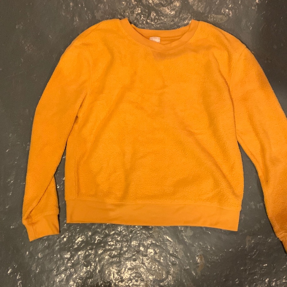 Yellow Sweater Women’s No Boundaries Medium